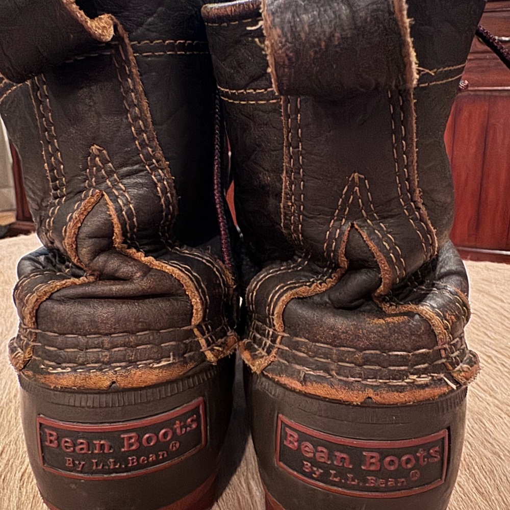 Women’s LL Bean Brown Lace-Up Waterproof Duck Boots - Picture 6 of 10